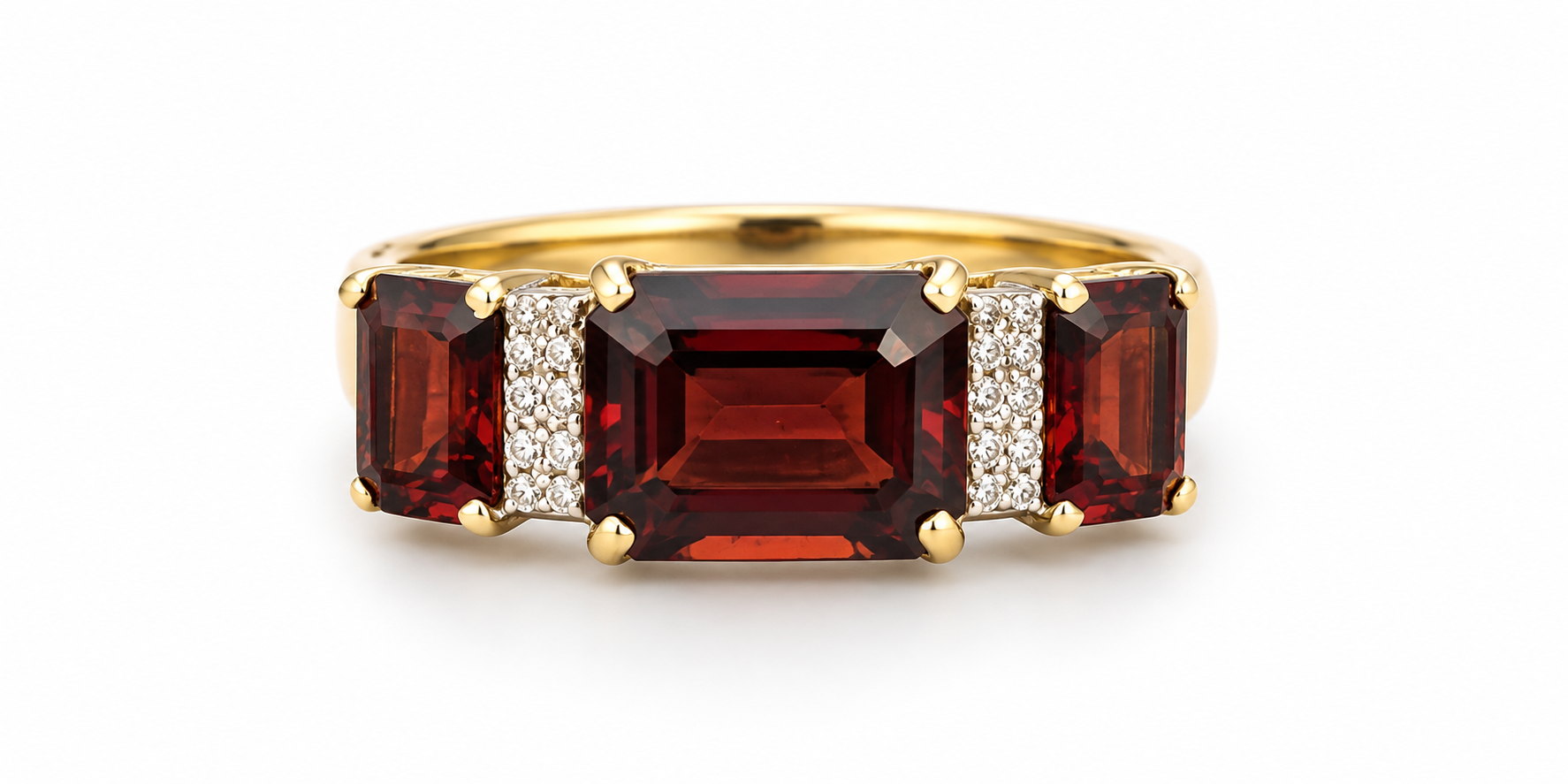 9ctGarnetDiamondRing