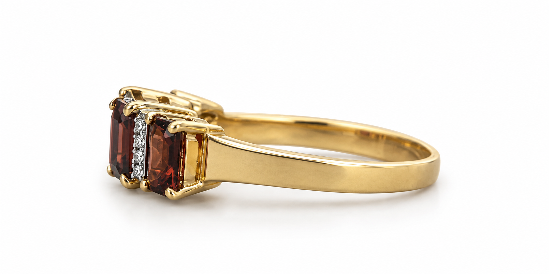 9ctGarnetDiamondRing2